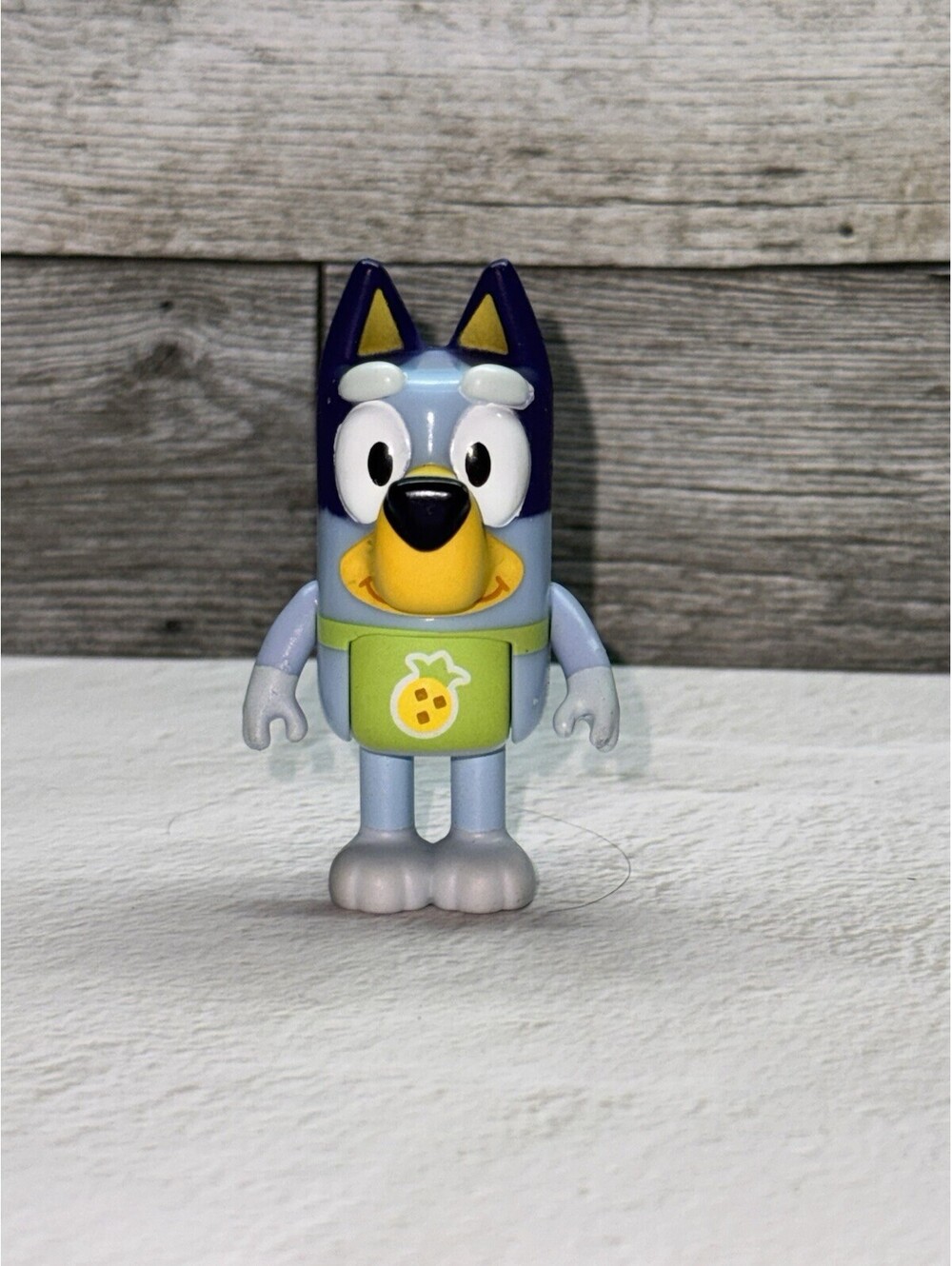 Bluey Bandit Dad Figure Green Pineapple Apron